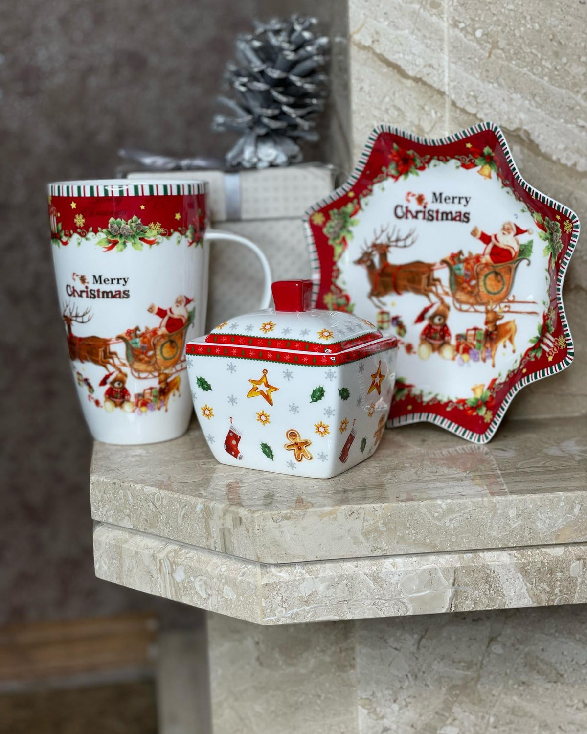 Conjunto de Porcelana Natalino com 3 Peças