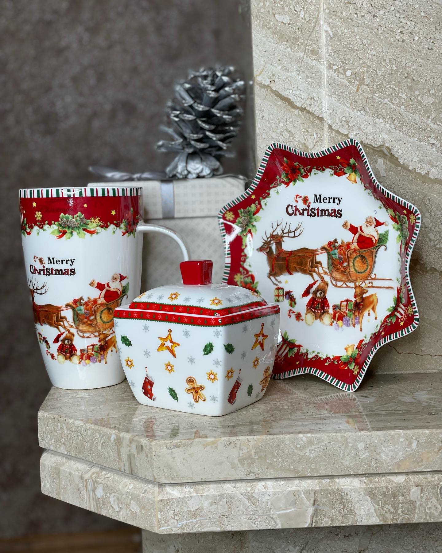 Conjunto de Porcelana Natalino com 3 Peças