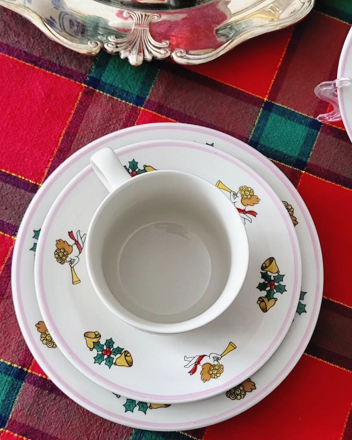 Conjunto de Porcelana Natalino com 9 Peças