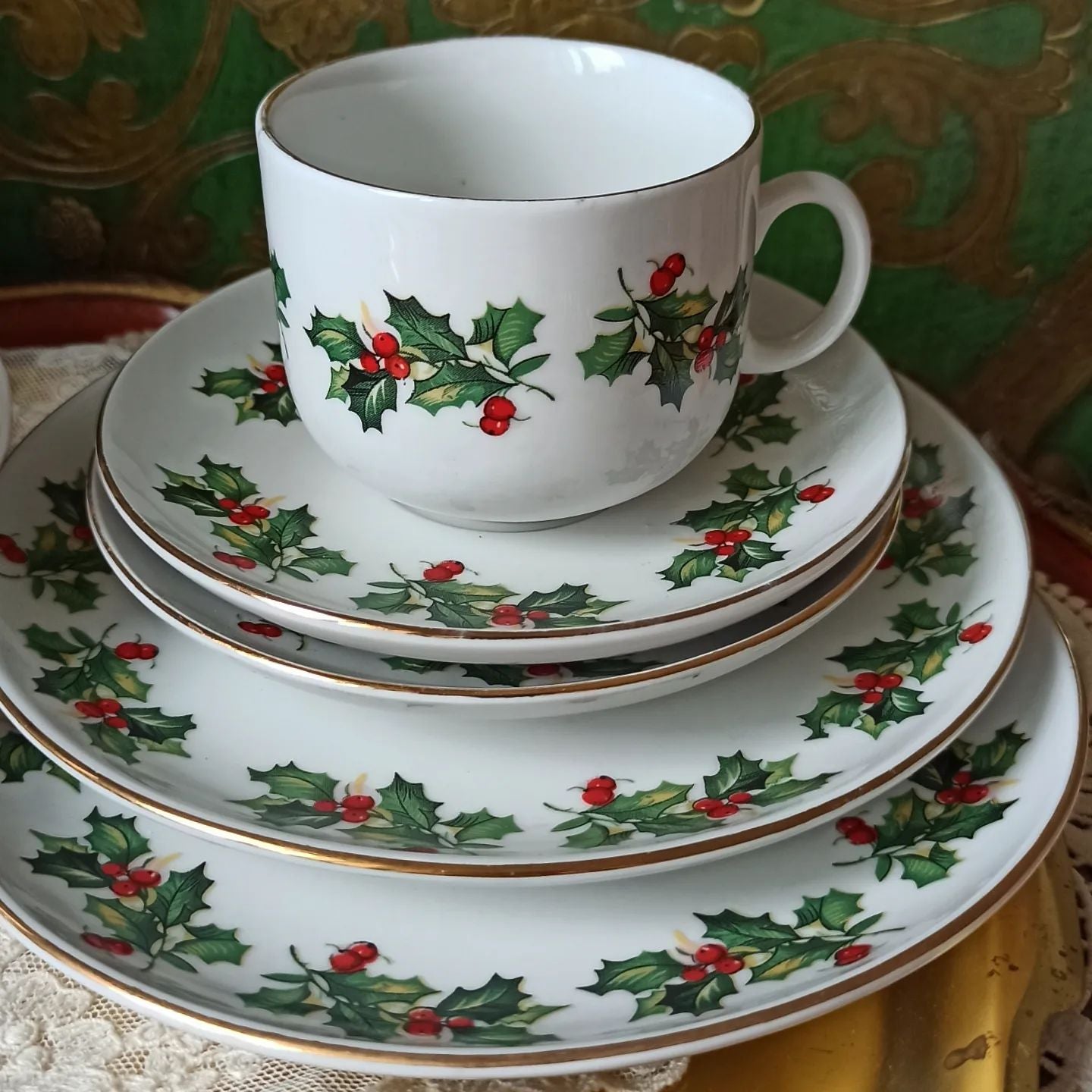 Conjunto de Porcelana Natalino com 12 Peças