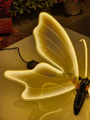 BORBOLETA 80CM COM LED WARM COM SUPORTE BIVOLT